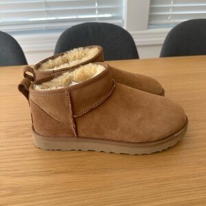 UGG Chestnut Slipper - “Classic Ultra Mini” Brand new, never worn.